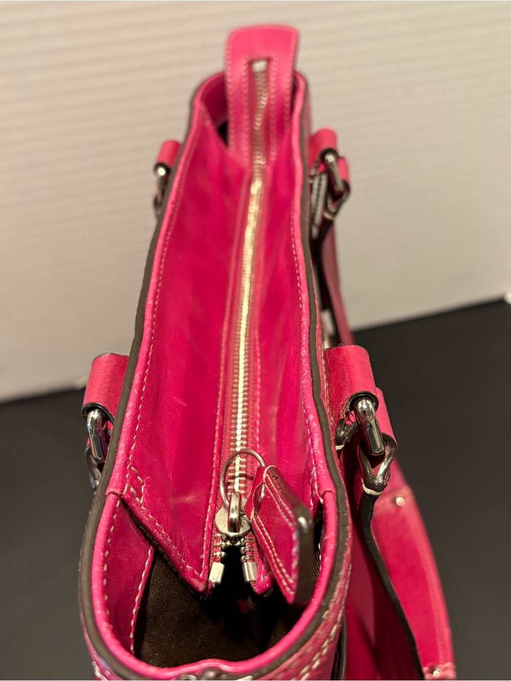 COACH Hamilton Hampton F13959 Pink Pebbled Leather Shoulder Bag Turn Lock - Picture 9 of 9